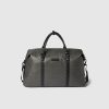 Duffle Bag mit Allover-Label-Muster Modell